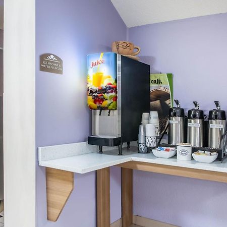 Microtel Inn & Suites By Wyndham Southern Pines Pinehurst Exteriör bild