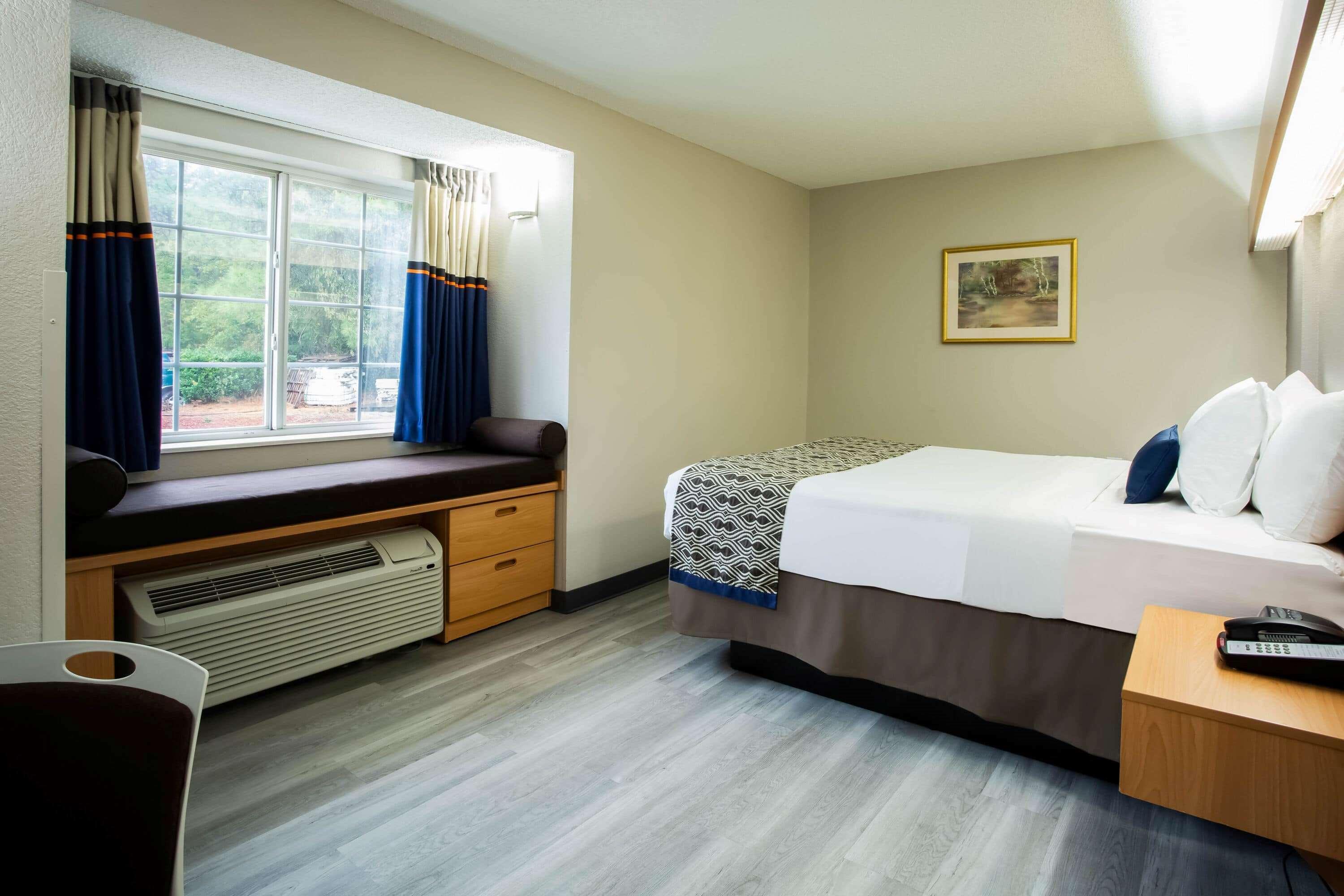 Microtel Inn & Suites By Wyndham Southern Pines Pinehurst Exteriör bild