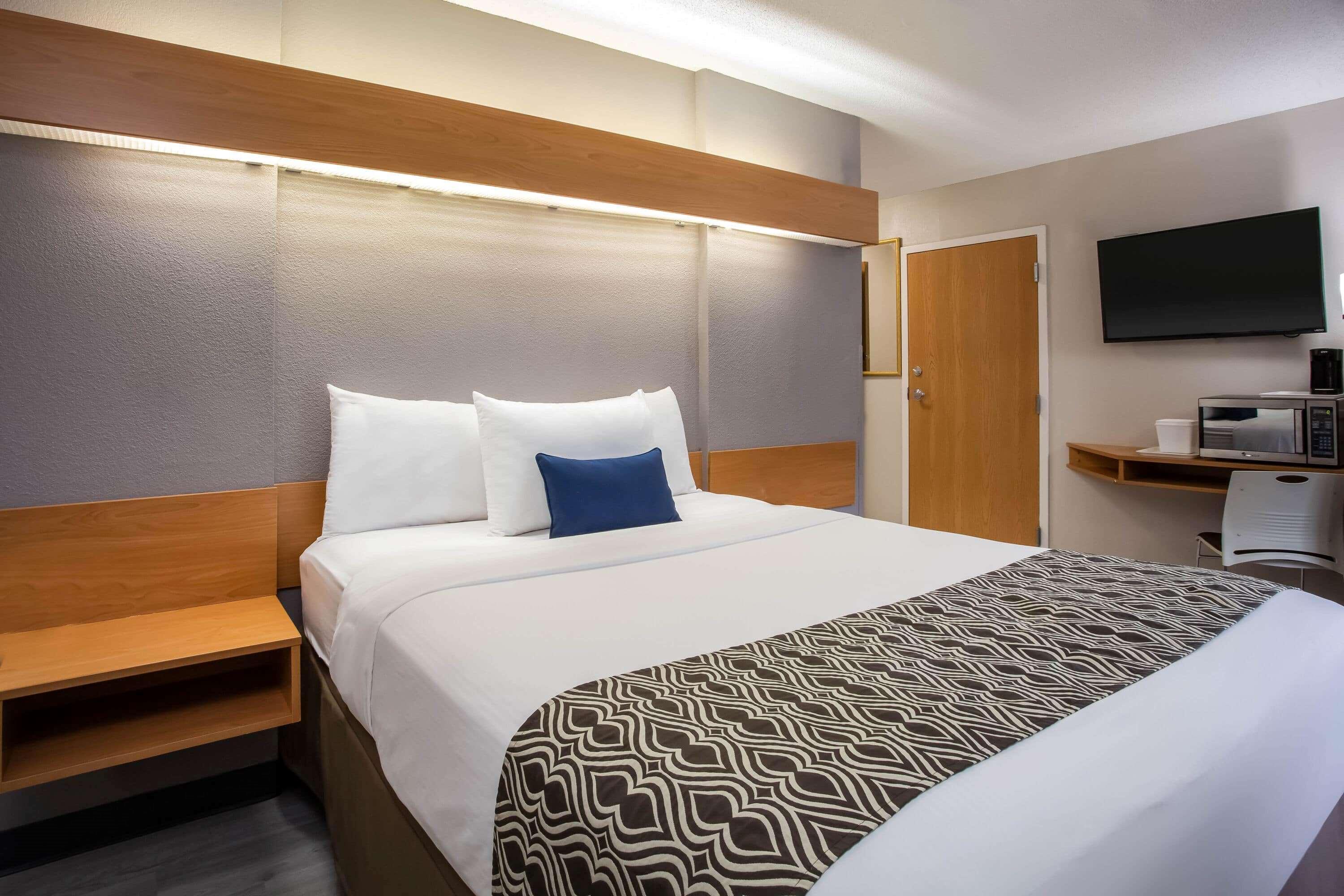Microtel Inn & Suites By Wyndham Southern Pines Pinehurst Exteriör bild