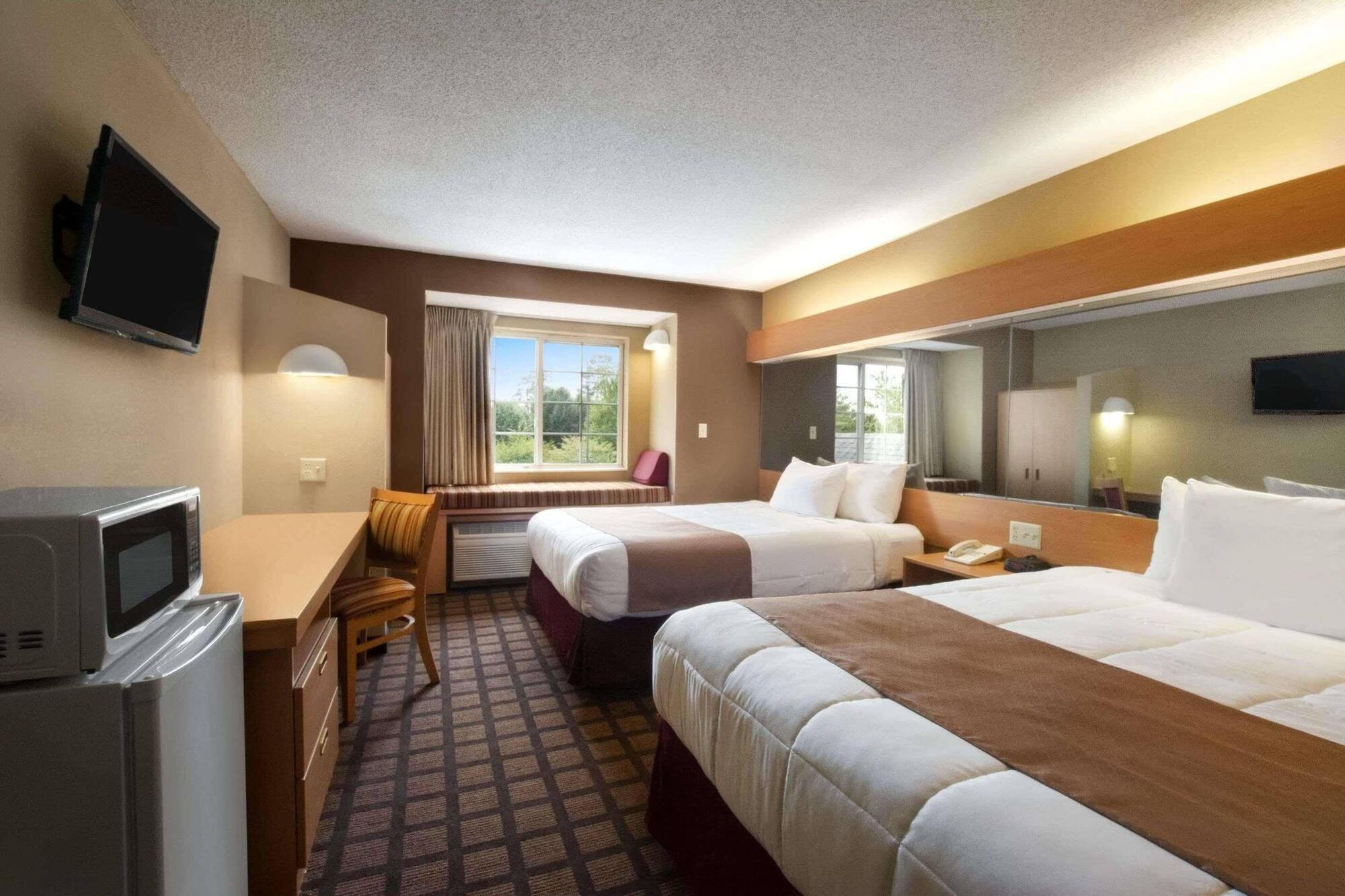 Microtel Inn & Suites By Wyndham Southern Pines Pinehurst Exteriör bild
