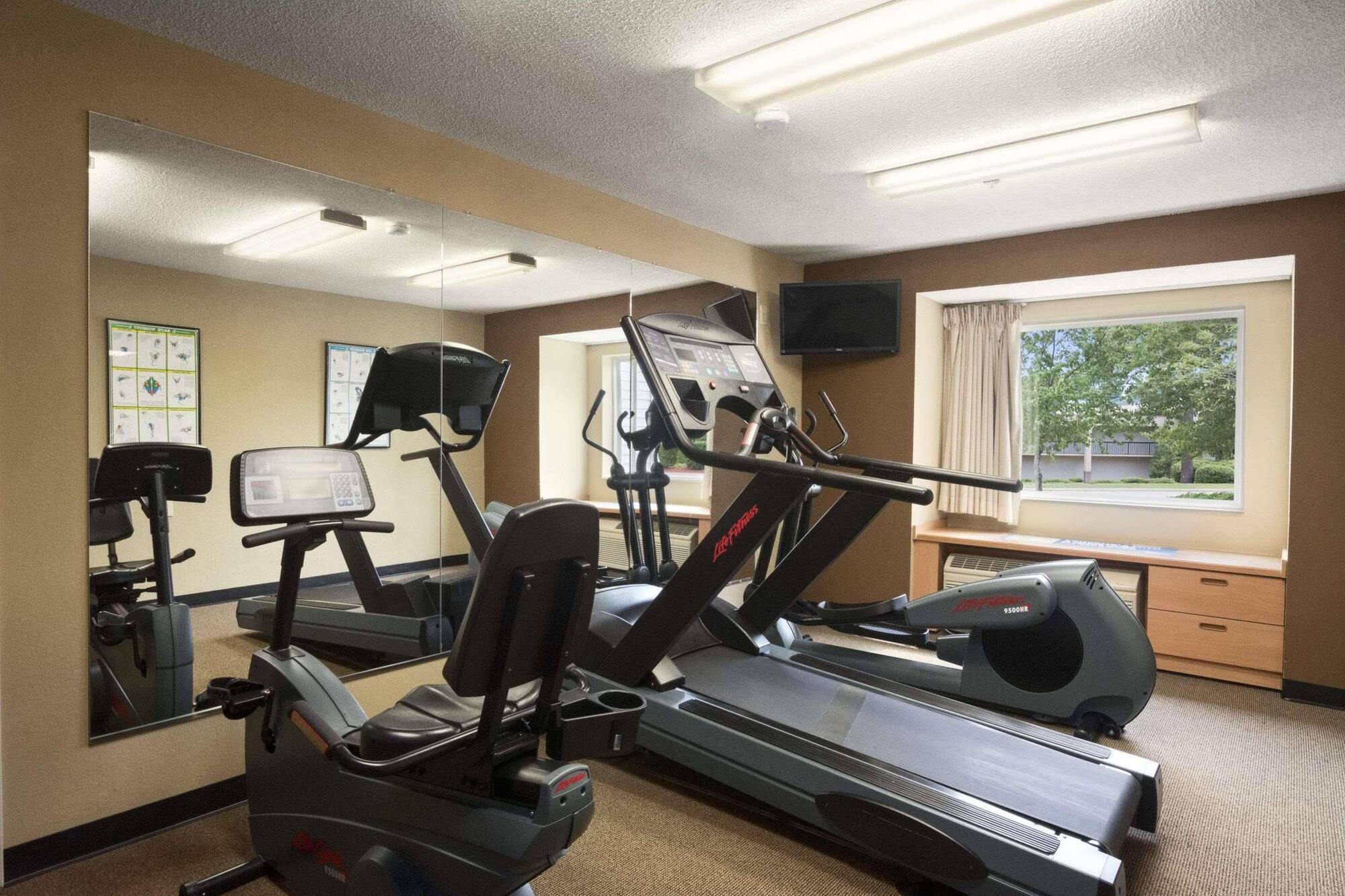 Microtel Inn & Suites By Wyndham Southern Pines Pinehurst Exteriör bild